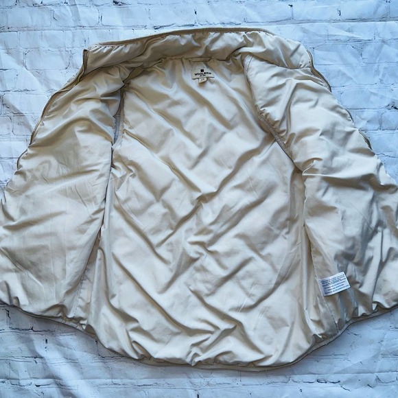 EUC Women’s Large Woolrich Quilted Puffer Full Zip Vest - Picture 4 of 9